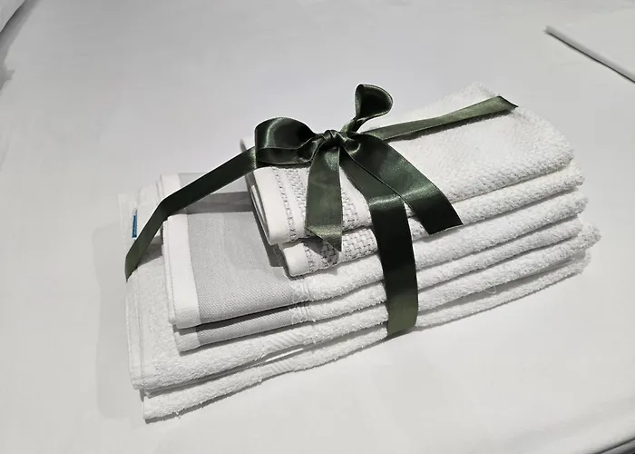 Center * טיראנה